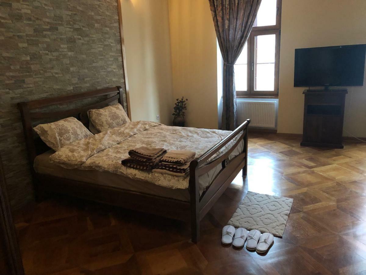 Old Historical Centre Apartment Brasov Ngoại thất bức ảnh