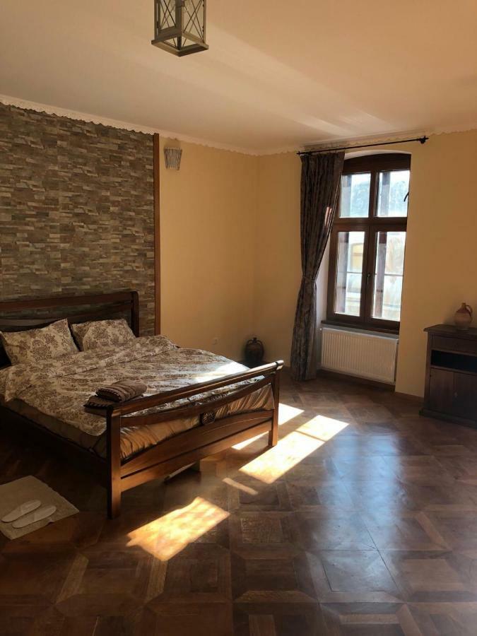 Old Historical Centre Apartment Brasov Ngoại thất bức ảnh